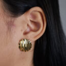 Brinco circular ondulado