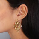 Brinco circulos lisos vazado