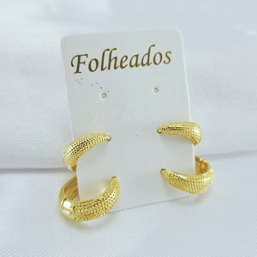 Brinco argolinha dupla detalhe fosco