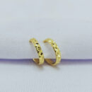 Argola fio detalhado aberta