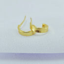 Argolinha dourada fio liso