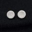 Brinco circulo cravejado detalhado