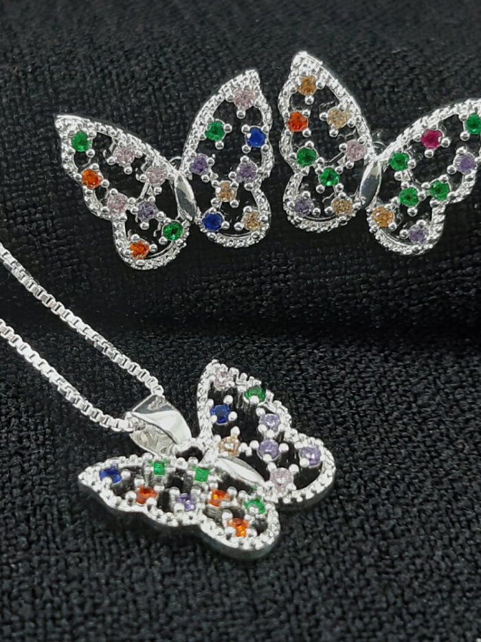 Conjunto borboleta pedras coloridas