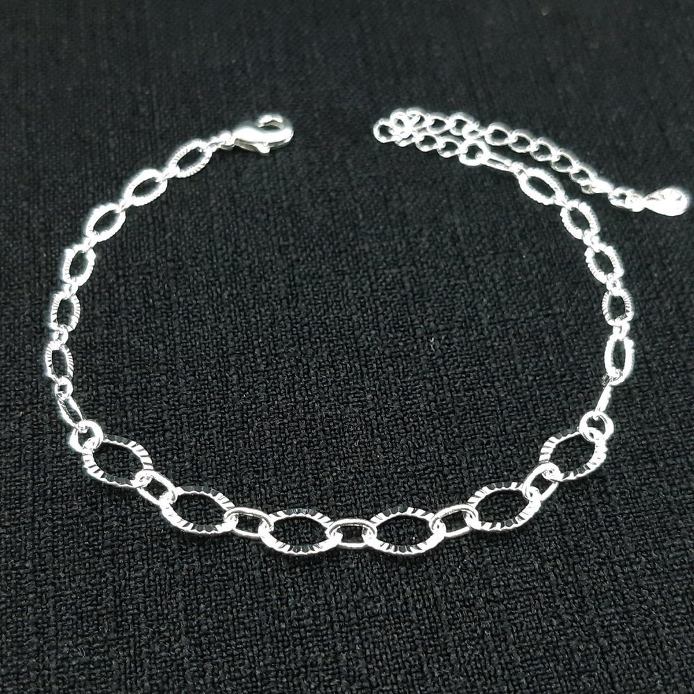 Pulseira elos ovais detalhado