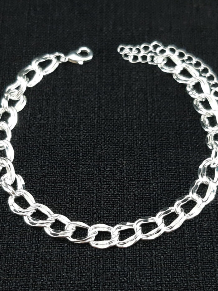 Pulseira masculina elos grumet detalhado