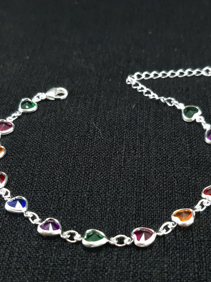 Pulseira corações pedras coloridas
