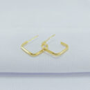 Brinco argola quadrada aberta