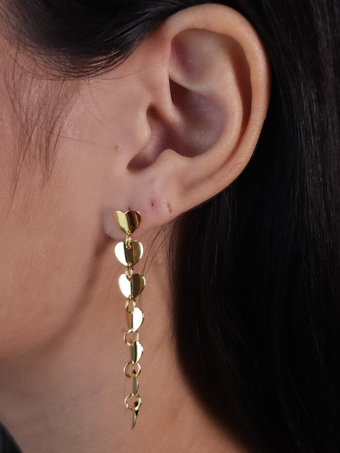 Brinco coração chapeado liso