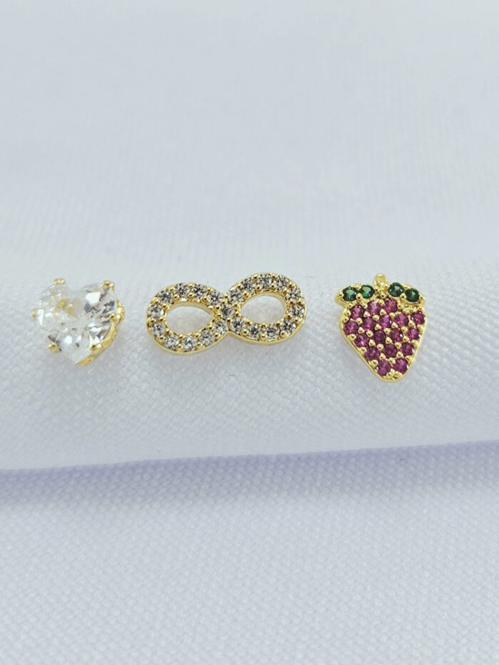 Trio de brincos coração,infinito e morango cravejado