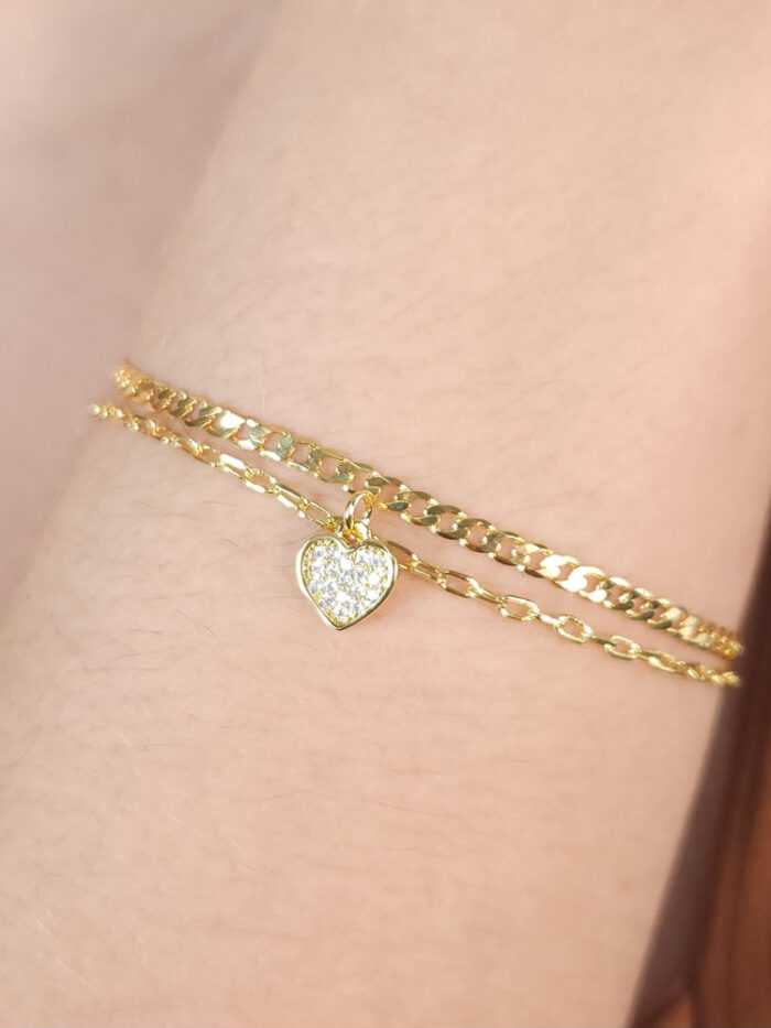 Pulseira dupla com coração cravejado borda dourada