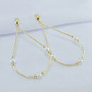 Brinco fio gota fosco detalhe pérola