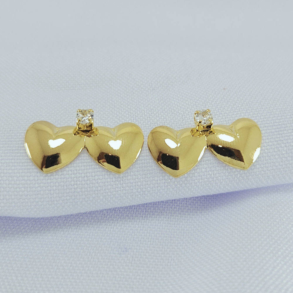 Brinco coração duplo liso com ponto de luz