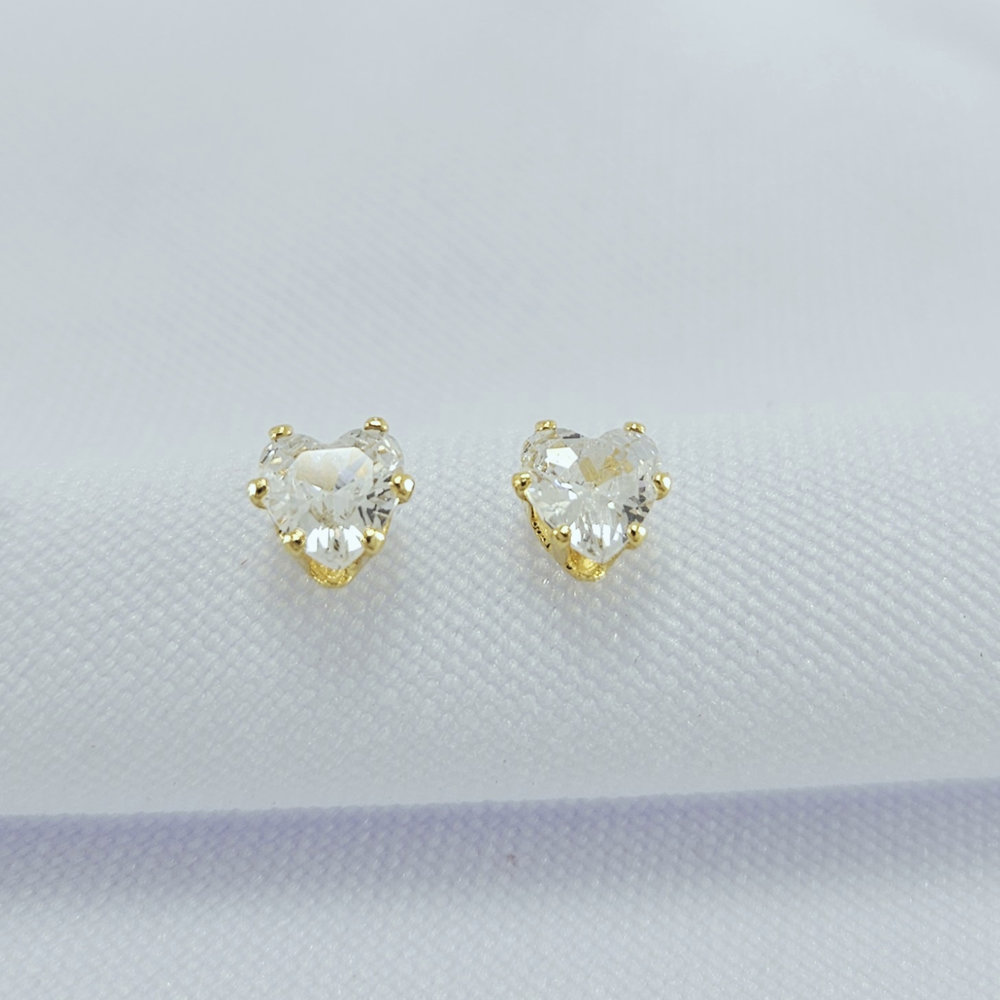 Brinco ponto de luz formato coração