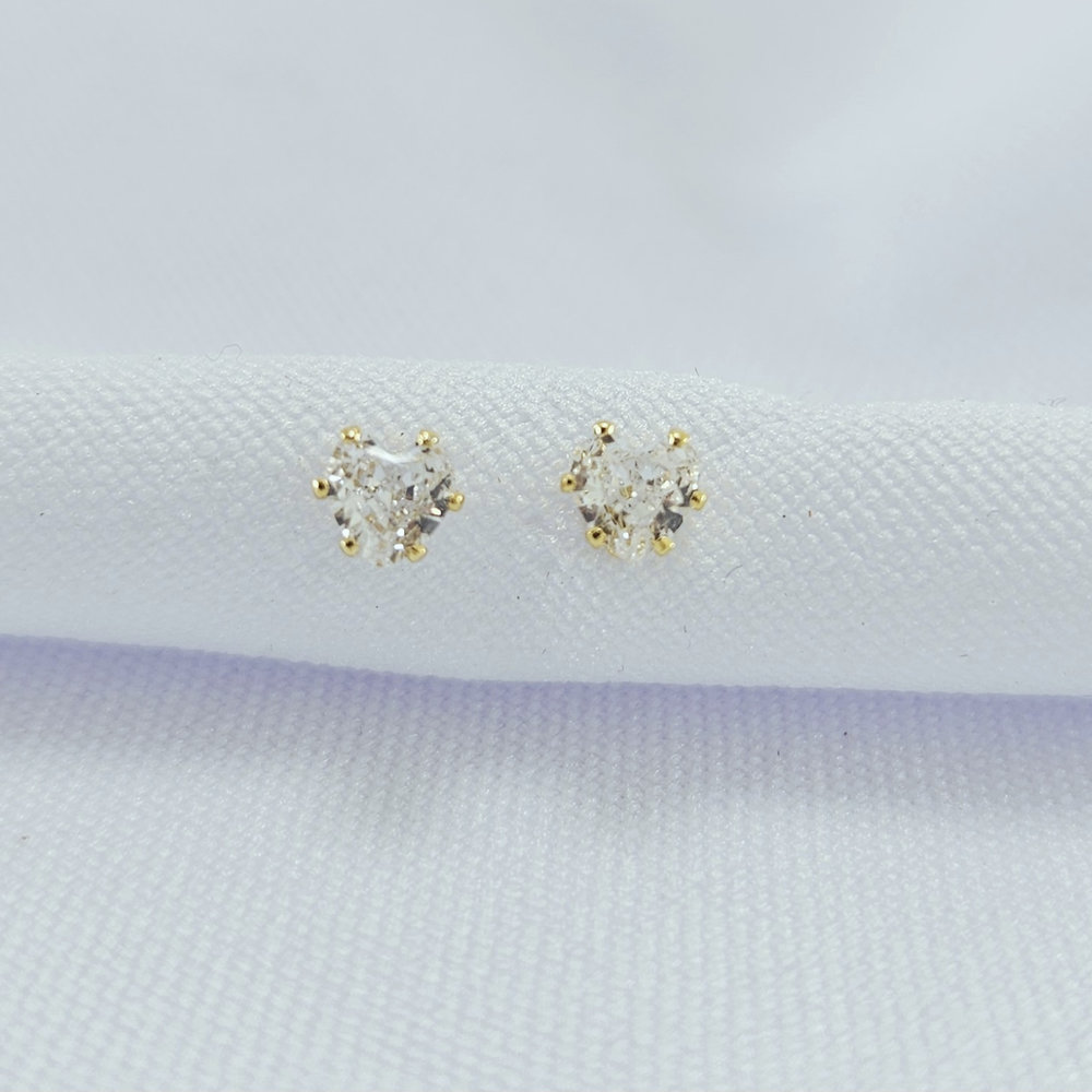 Brinco ponto de luz coração cristal