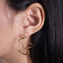 Brinco argola ondulado liso