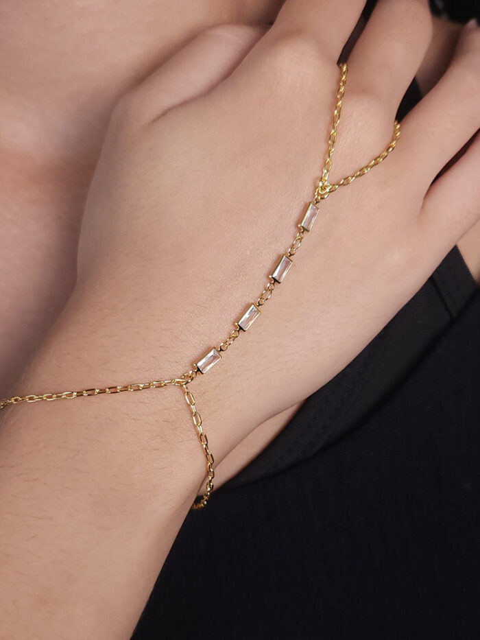 Pulseira de mão pedra baguete cristal