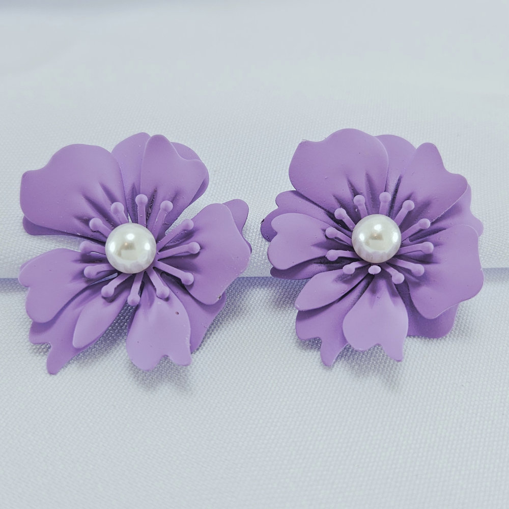 Brinco flor pérola central - Imagem 6