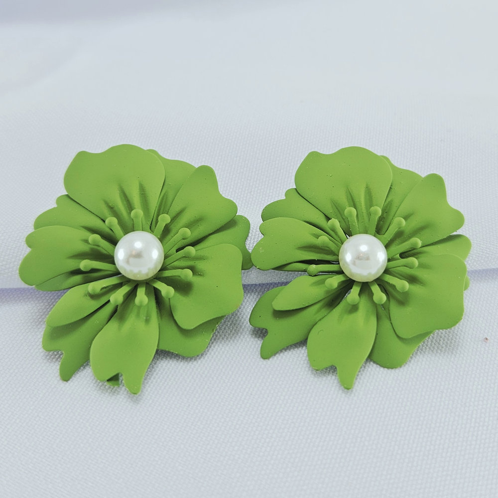 Brinco flor pérola central - Imagem 9