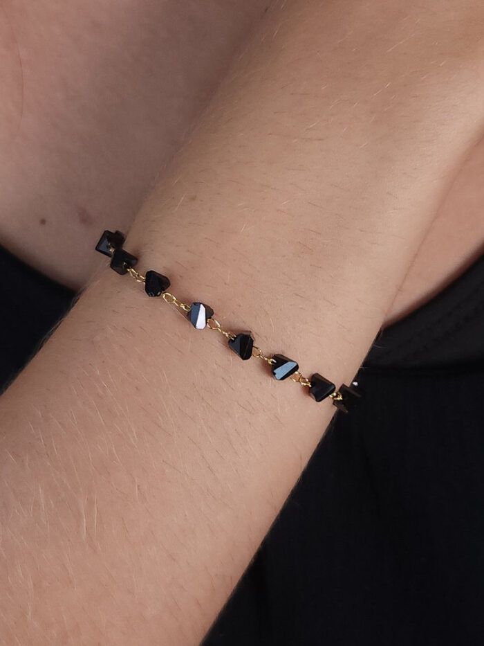 Pulseira pedras pretas formato diamante