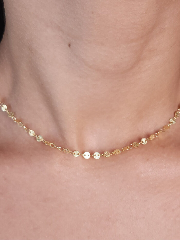 Gargantilha choker elos chapeados detalhado