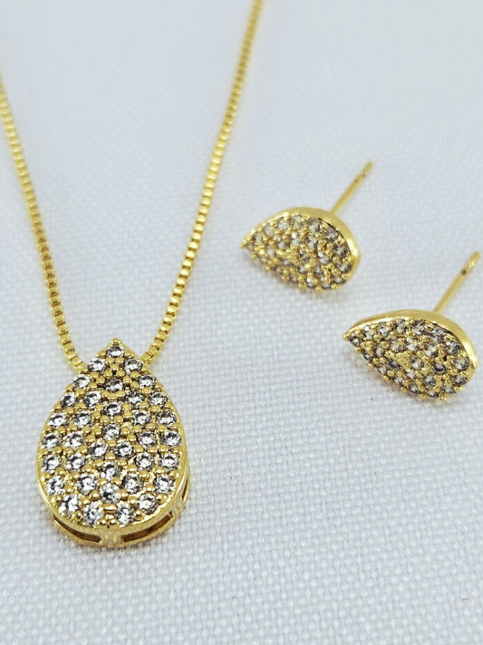 Conjunto gota cravejada