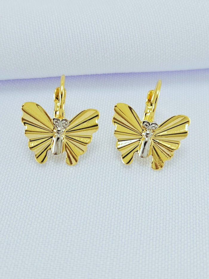 Brinco gancho borboleta martelada