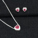 Conjunto com coração borda cravejada