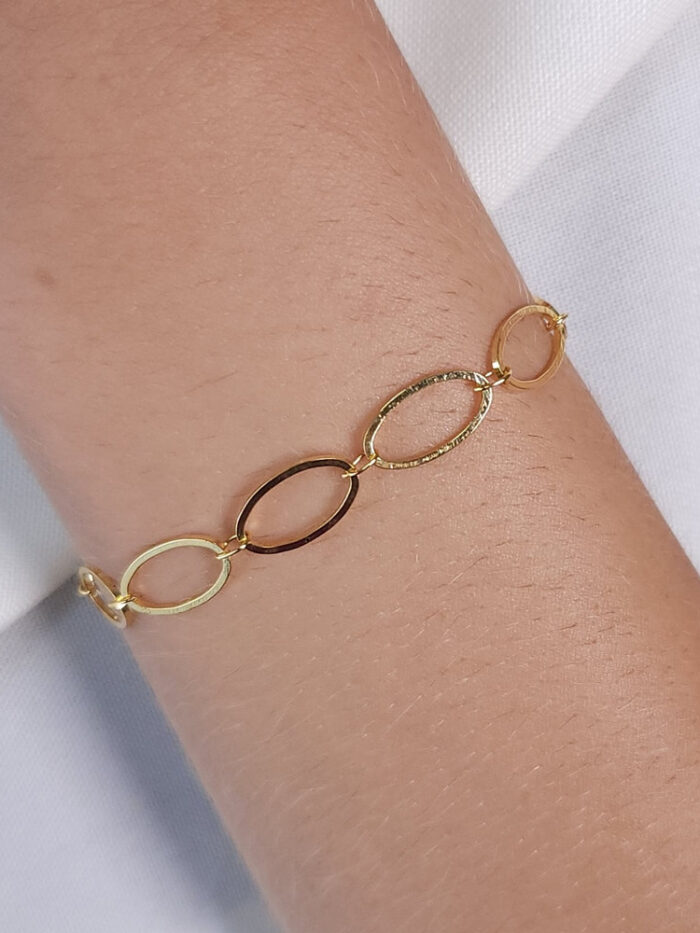 Pulseira oval elos vazados