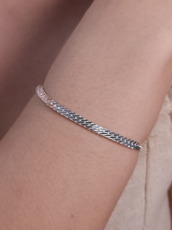 Pulseira elos entrelaçados prateado