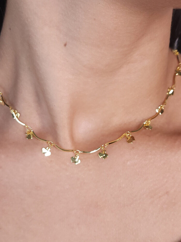 Gargantilha com caninhos e corações duplo