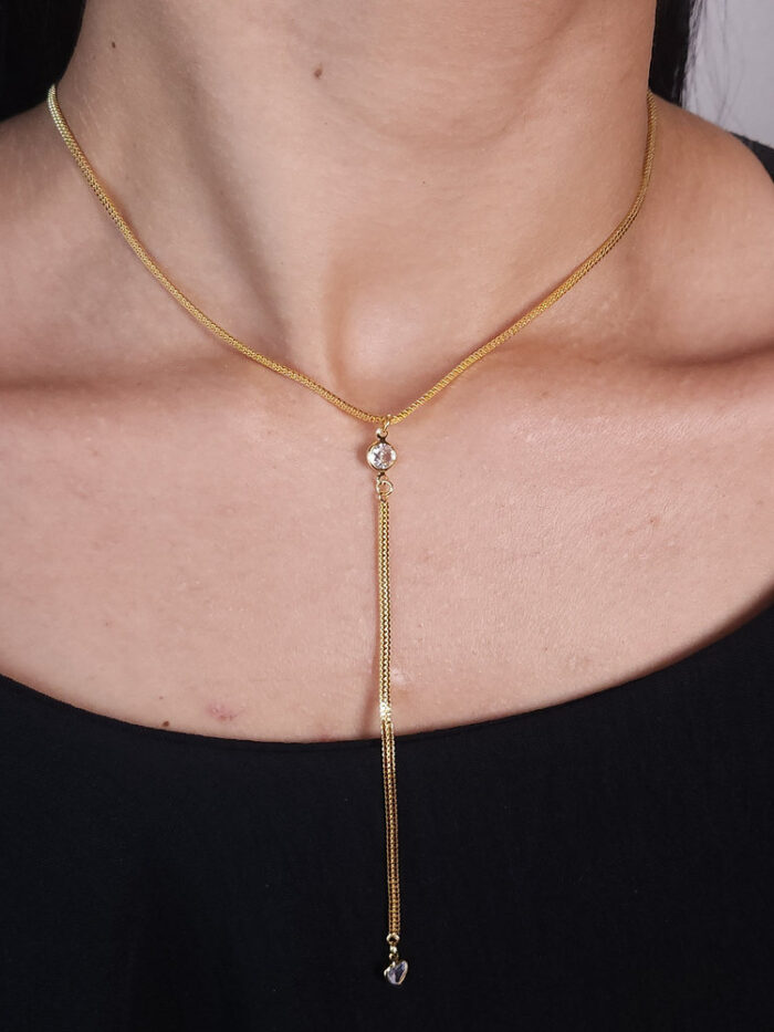 Gargantilha estilo gravatinha com ponto de luz