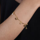 Pulseira caninho corações e cristais pêndulos