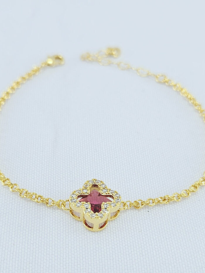 Pulseira com trevo borda cravejada