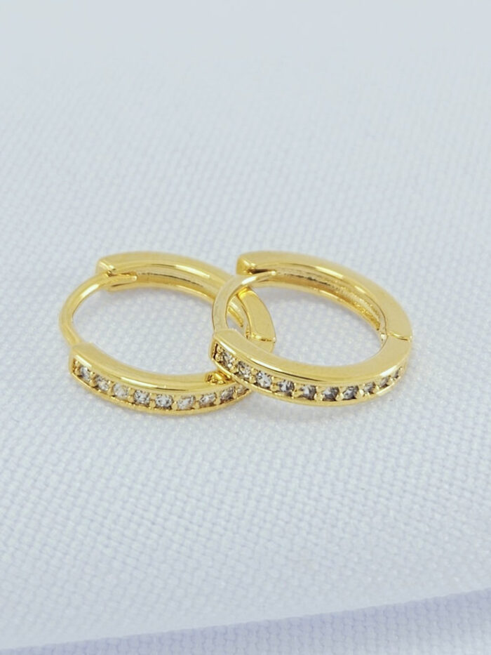 Argolinha fio cravejado