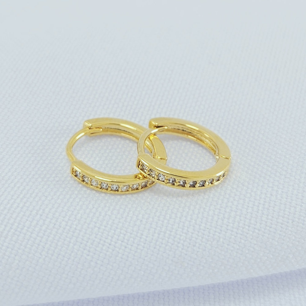 Argolinha fio cravejado