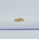 Brinco argolinha fio cravejado em zircônia