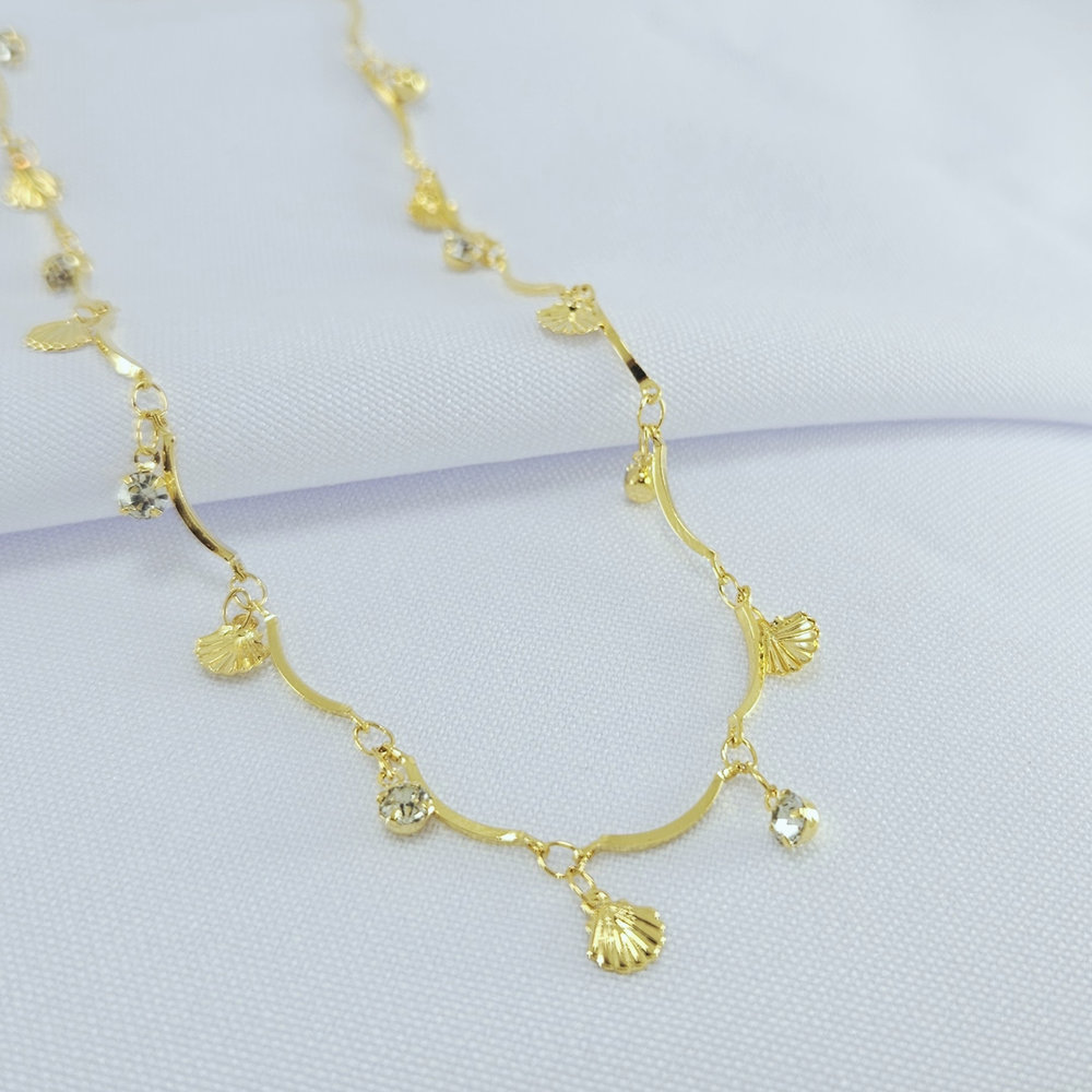 Gargantilha choker pontos de luz e corações pêndulo