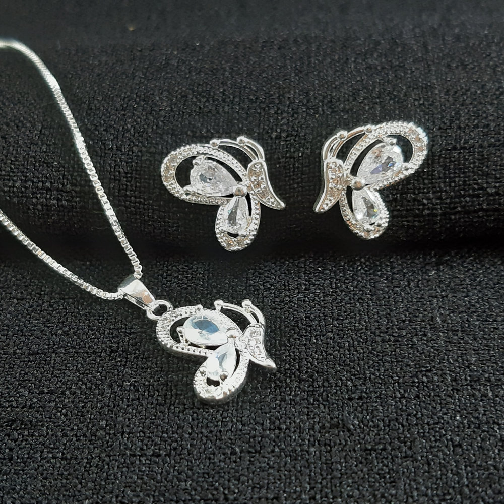 Conjunto borboleta cristal cravejado