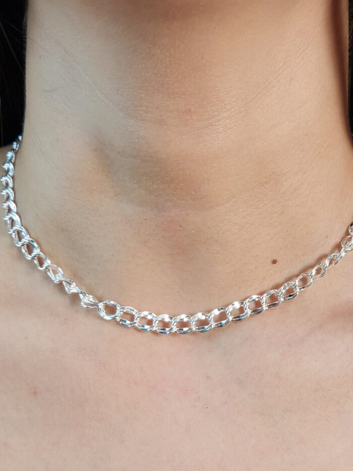 Gargantilha choker elos duplo vazado