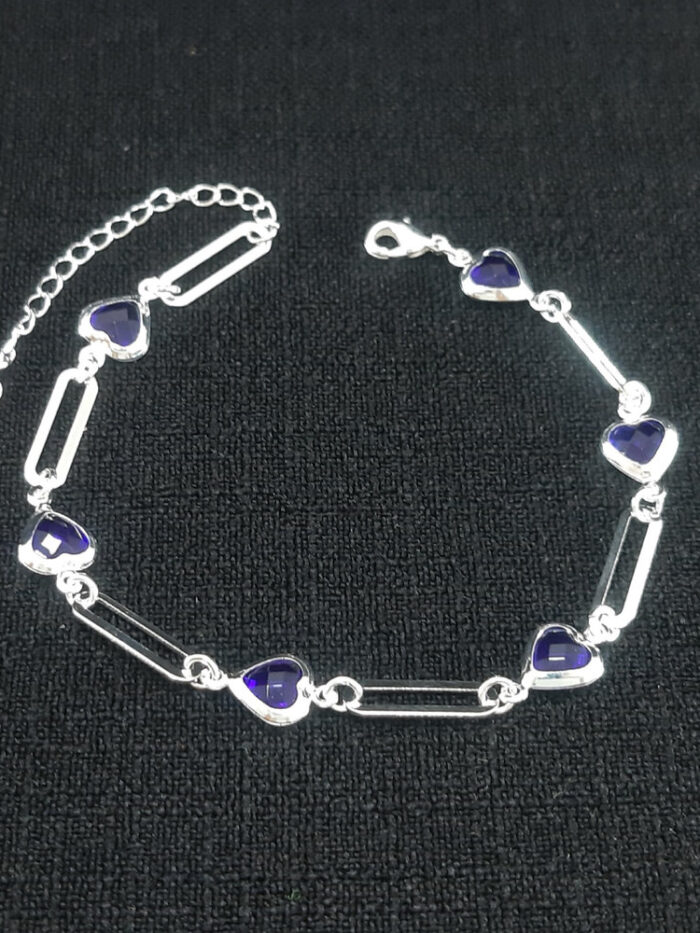 Pulseira elo inglês com corações