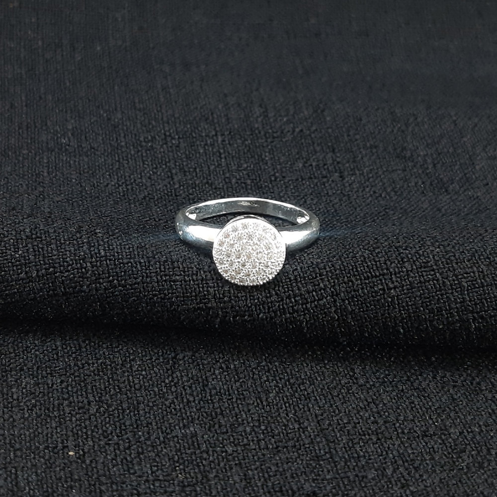 Anel círculo cravejado detalhe vazado - Imagem 2