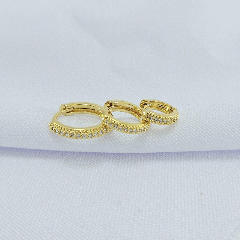 Trio de de argolinha fio cravejado