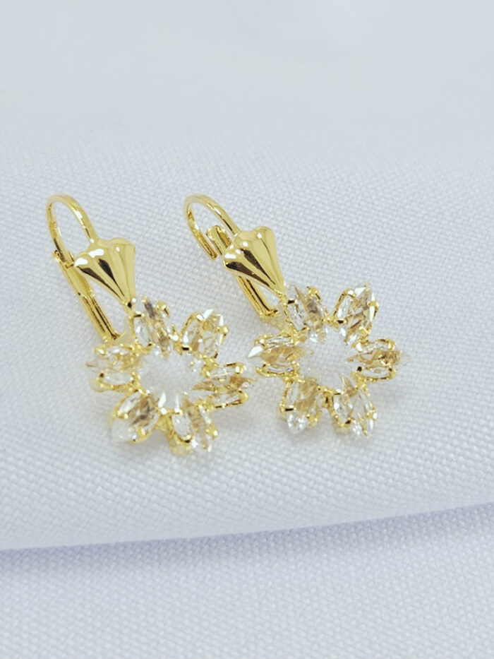 Brinco gancho flor pedra navete