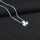 Gargantilha  flor  cravejada corrente veneziana