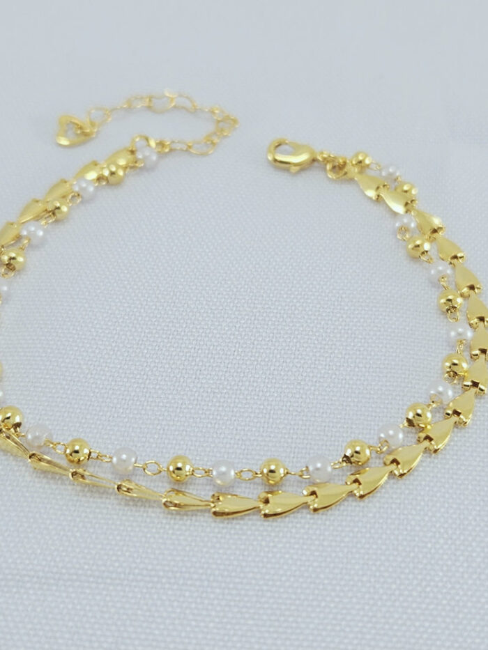 Pulseira dupla detalhe pérolas