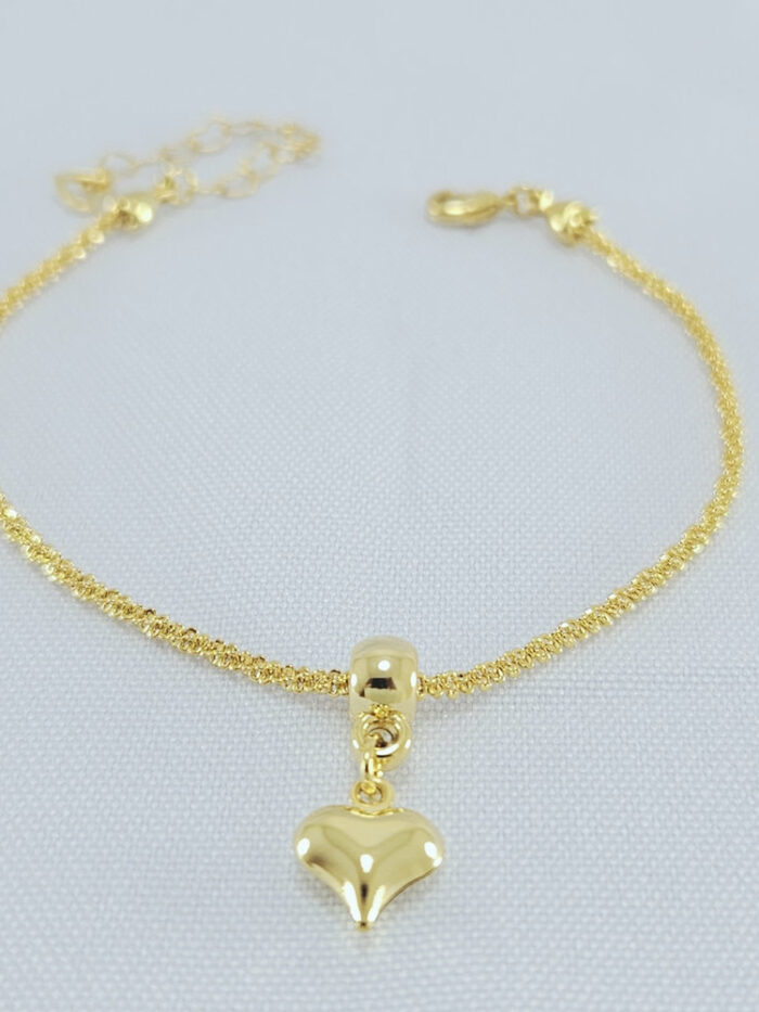 Pulseira elos traçados com coração pêndulo