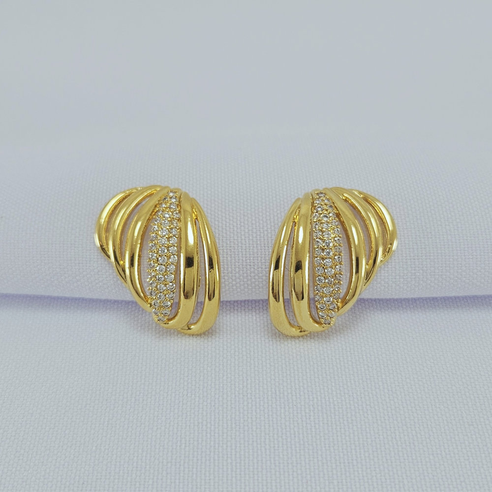 Brinco 6 fios detalhe cravejado em zircônia