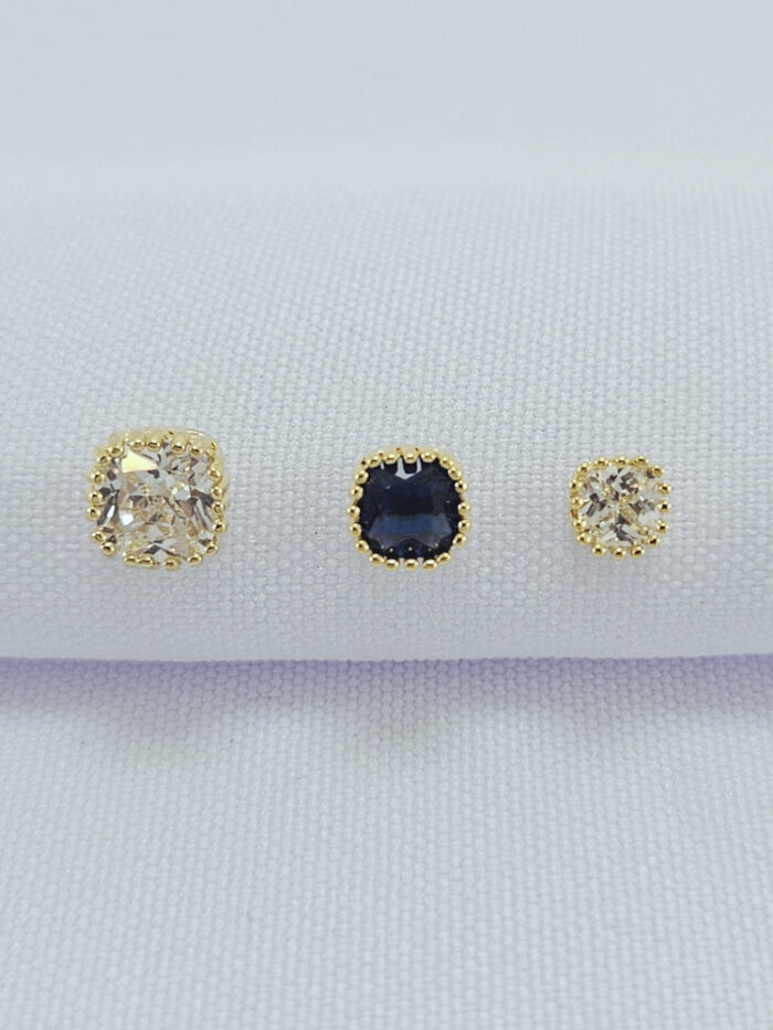 Trio de brincos azul e cristal borda detalhada