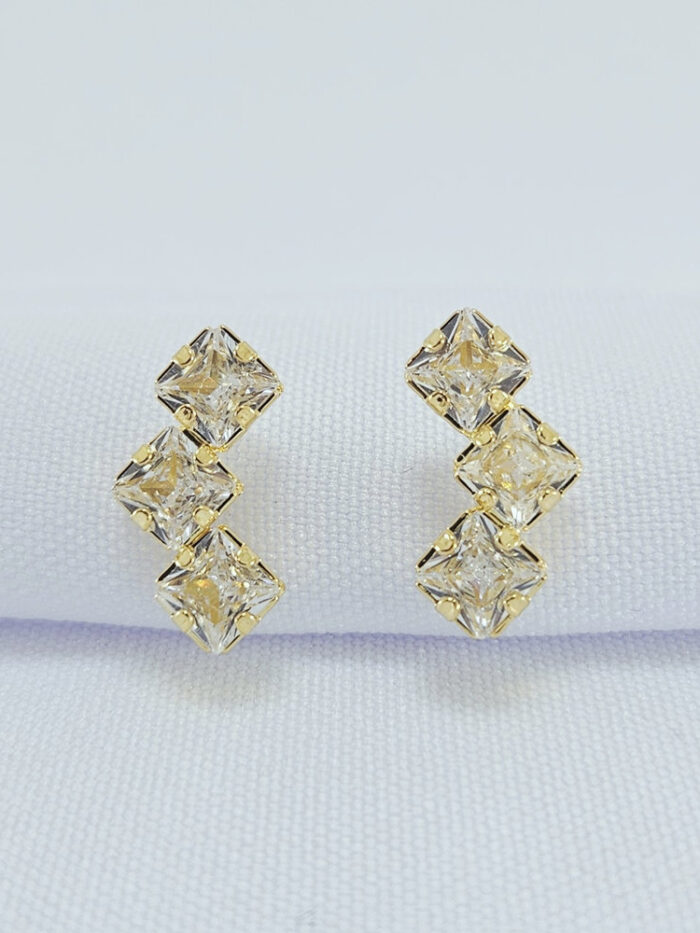 Brinco triplo pedra quadrada cristal