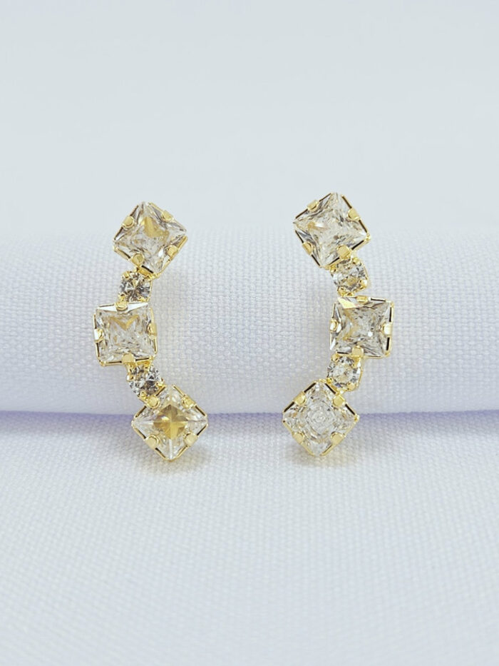 Brinco pedra quadrada cristal triplo com ponto de luz